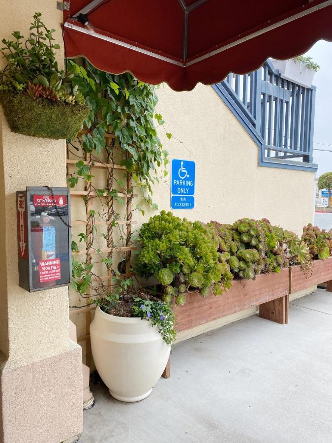 Monarch Valley Inn Marina At Monterey Bay Zewnętrze zdjęcie